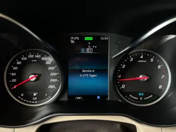 MERCEDES-BENZ GLC 200 AMG COUPE  LED 360  BURM VZE M…