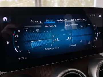 MERCEDES-BENZ GLC 200 AMG COUPE  LED 360  BURM VZE M…