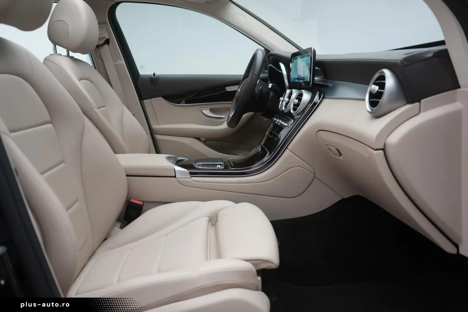 MERCEDES-BENZ GLC 300 4Matic 9G-Tronic AMG Leder Tem&hellip;