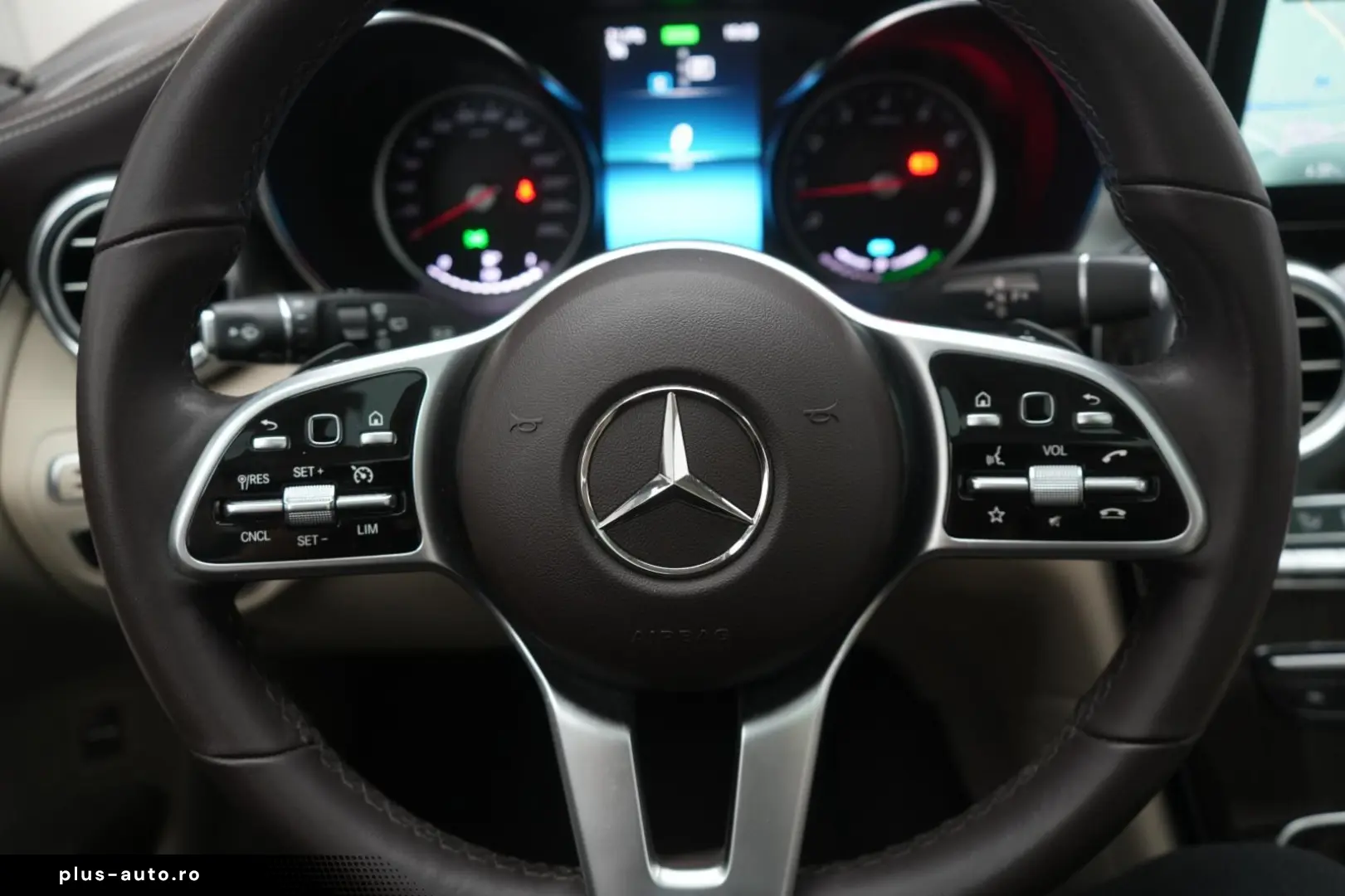 MERCEDES-BENZ GLC 300 4Matic 9G-Tronic AMG Leder Tem&hellip;