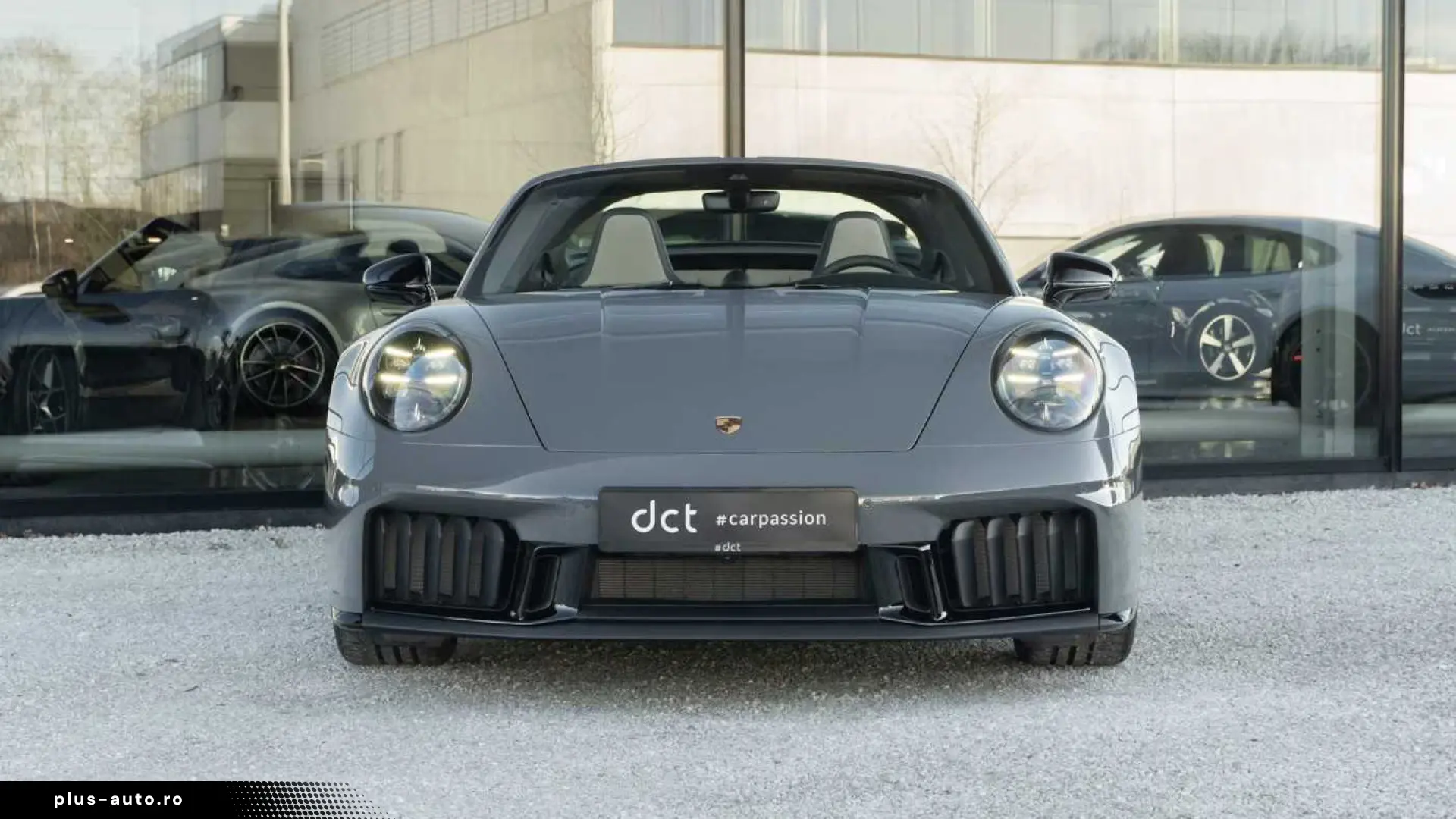 Porsche 992 Targa 4 GTS 18Way SportDesign Leather Chalk