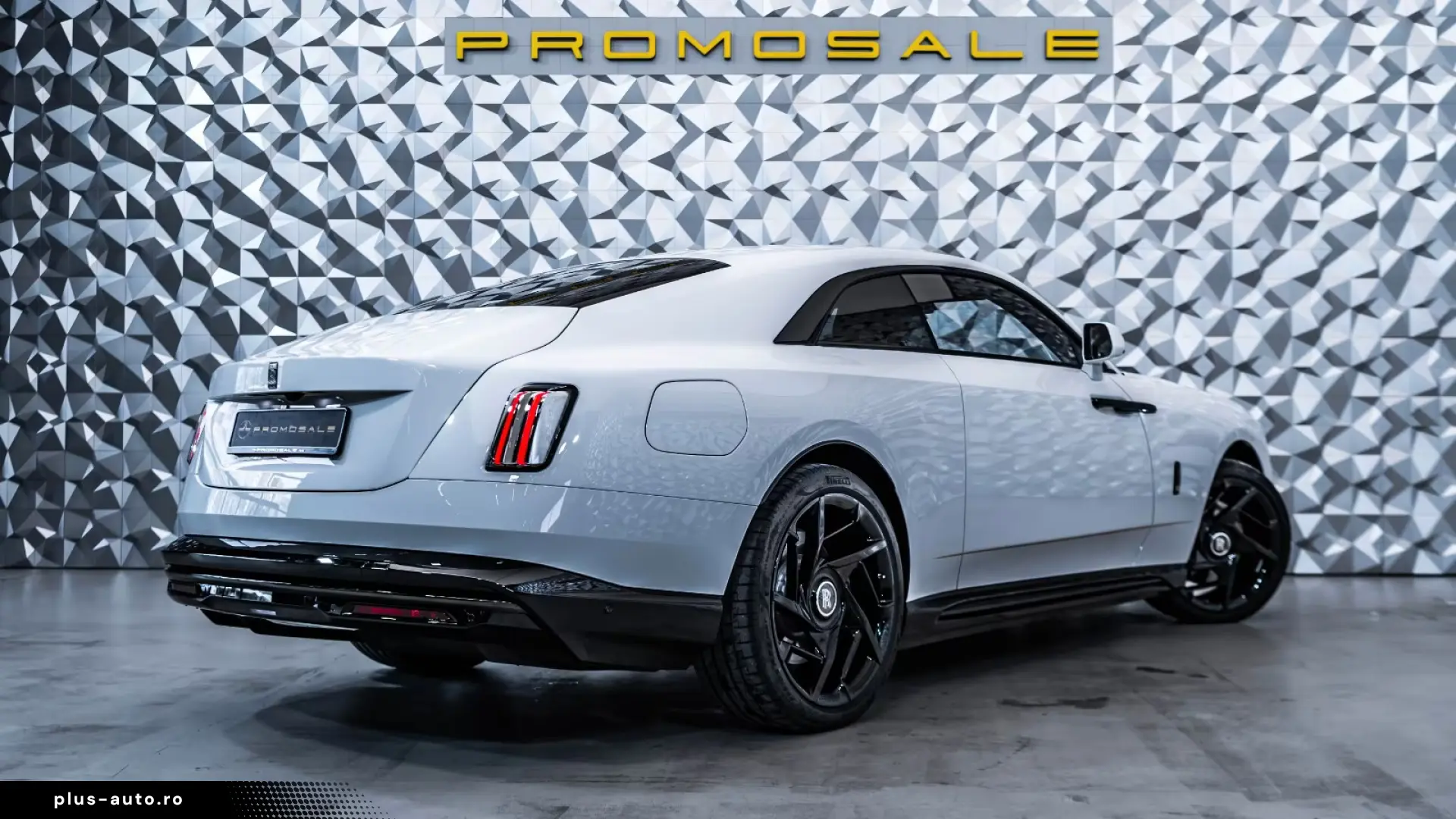 Rolls-Royce Black Badge Spectre