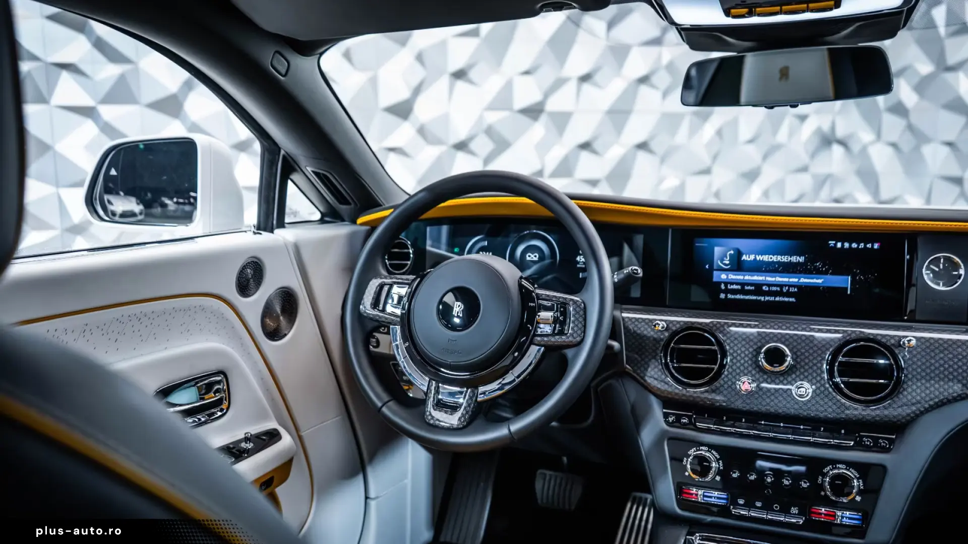 Rolls-Royce Black Badge Spectre