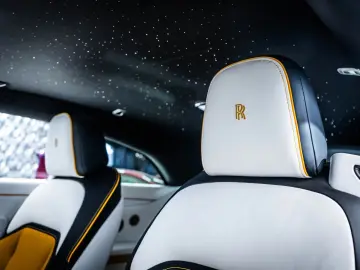 Rolls-Royce Black Badge Spectre