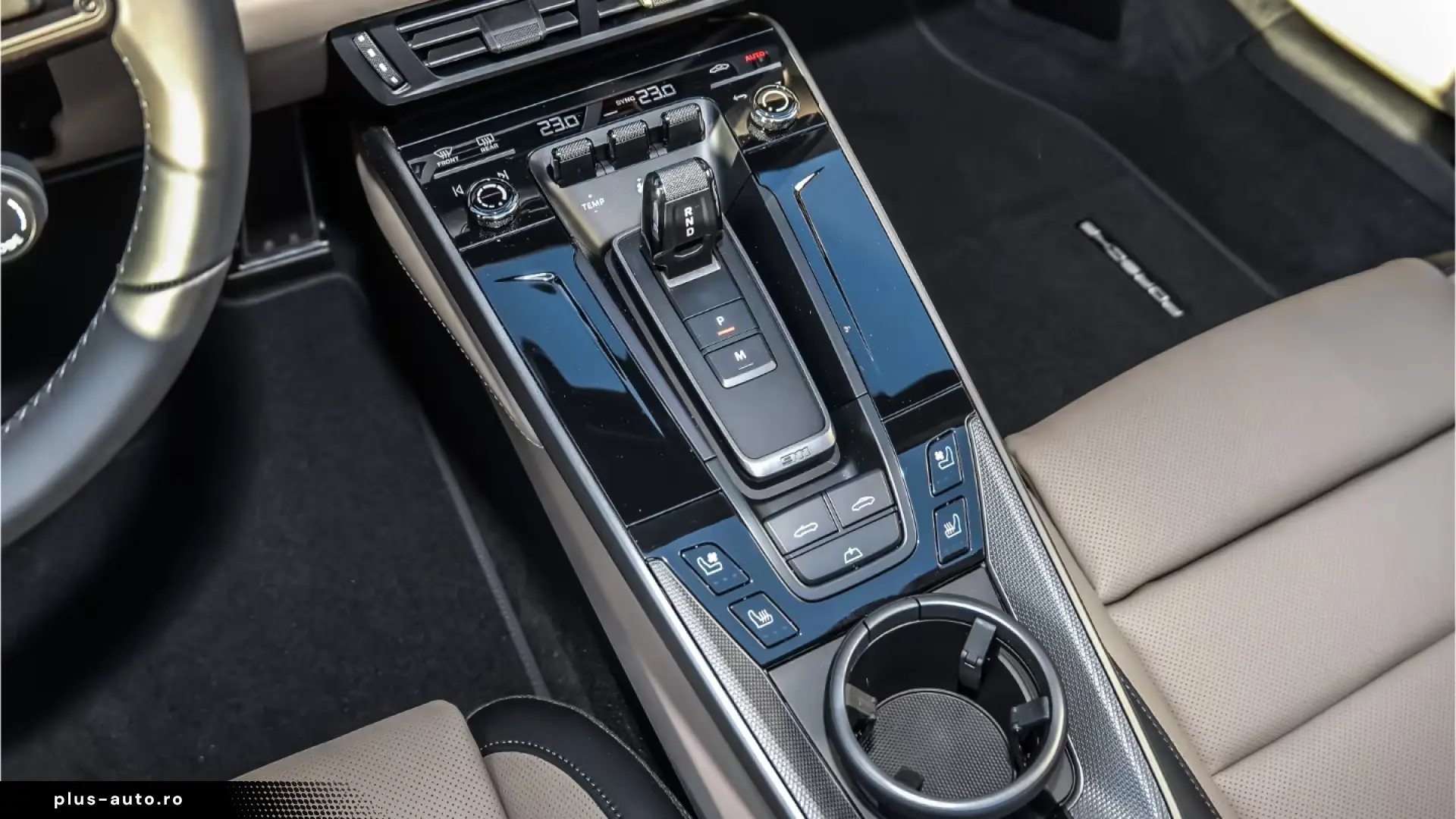 Porsche 992 911 Carrera 4S Cabriolet HA-Steering BOSE LED