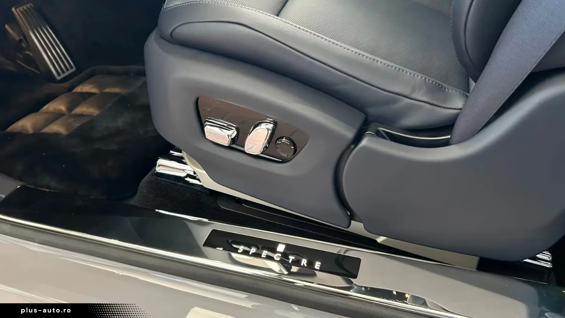 Rolls-Royce Spectre
