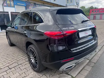 Mercedes-Benz GLC 300 GLC AVANTGARDE 4Matic
