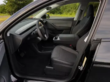 Tesla Model Y JUNIPER