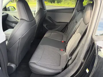 Tesla Model Y JUNIPER