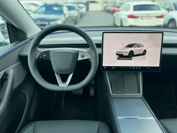 Tesla Model Y SR Juniper Premium