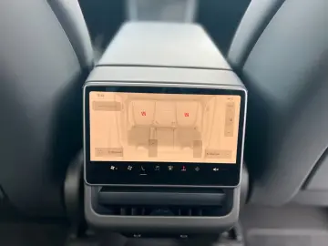 Tesla Model Y SR Juniper Premium