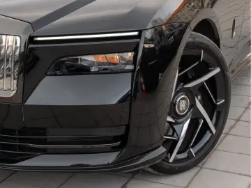 Rolls-Royce Spectre Black Badge