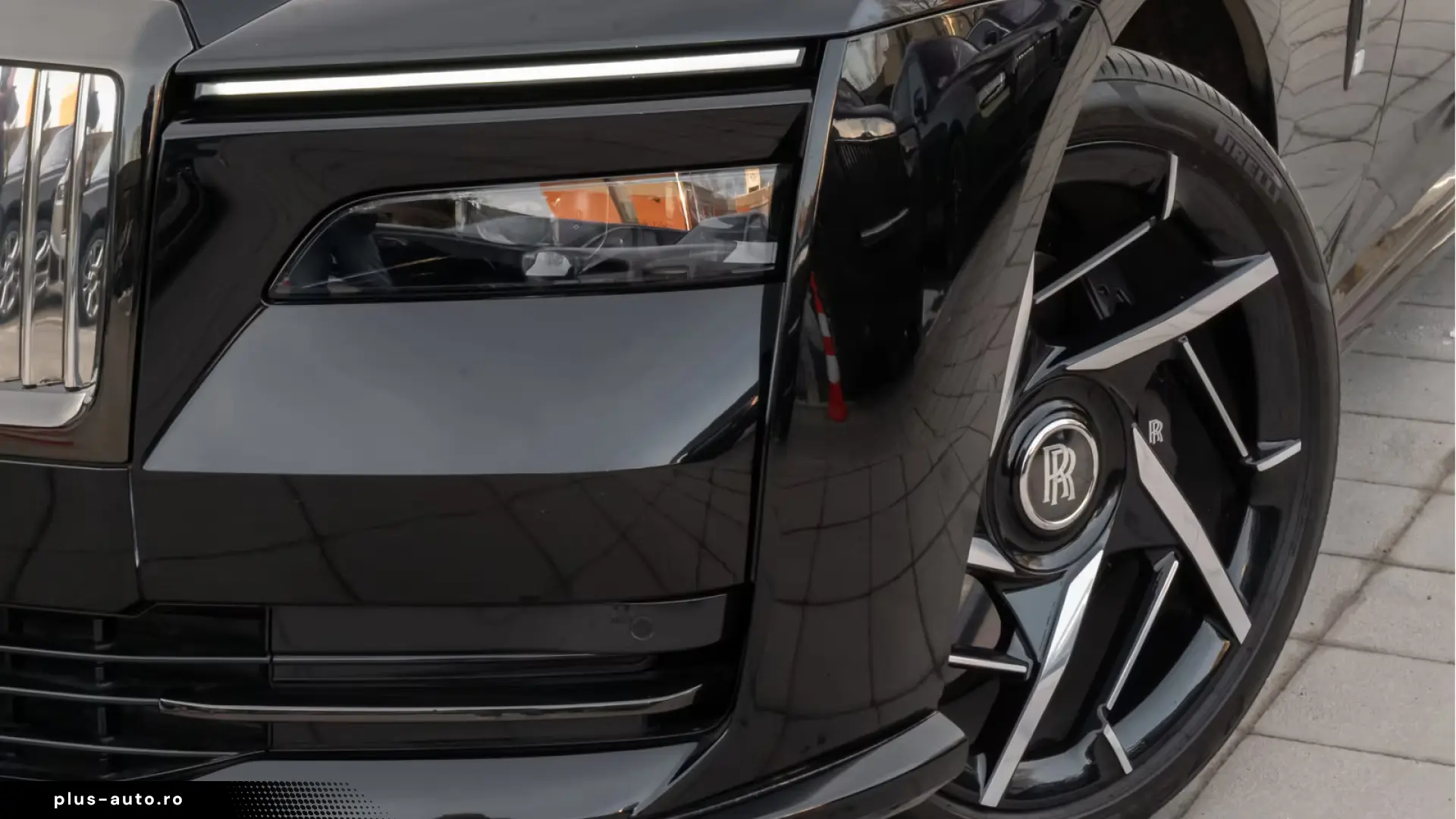 Rolls-Royce Spectre Black Badge