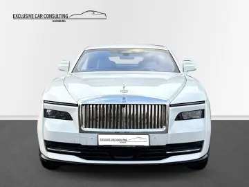 Rolls-Royce Spectre  White Tiffany Blue