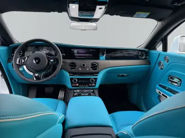 Rolls-Royce Spectre  White Tiffany Blue