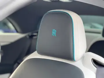 Rolls-Royce Spectre Black Badge