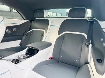 Rolls-Royce Spectre Black Badge