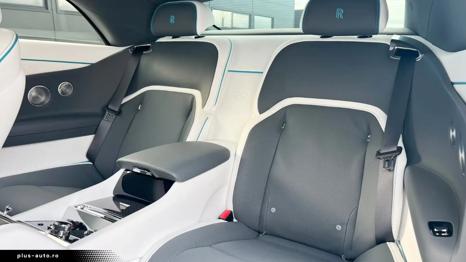 Rolls-Royce Spectre Black Badge