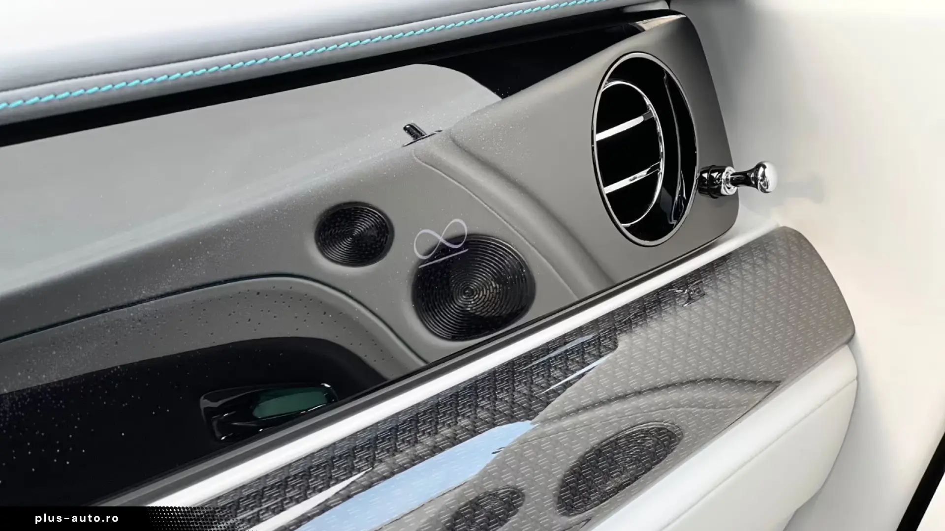 Rolls-Royce Spectre Black Badge