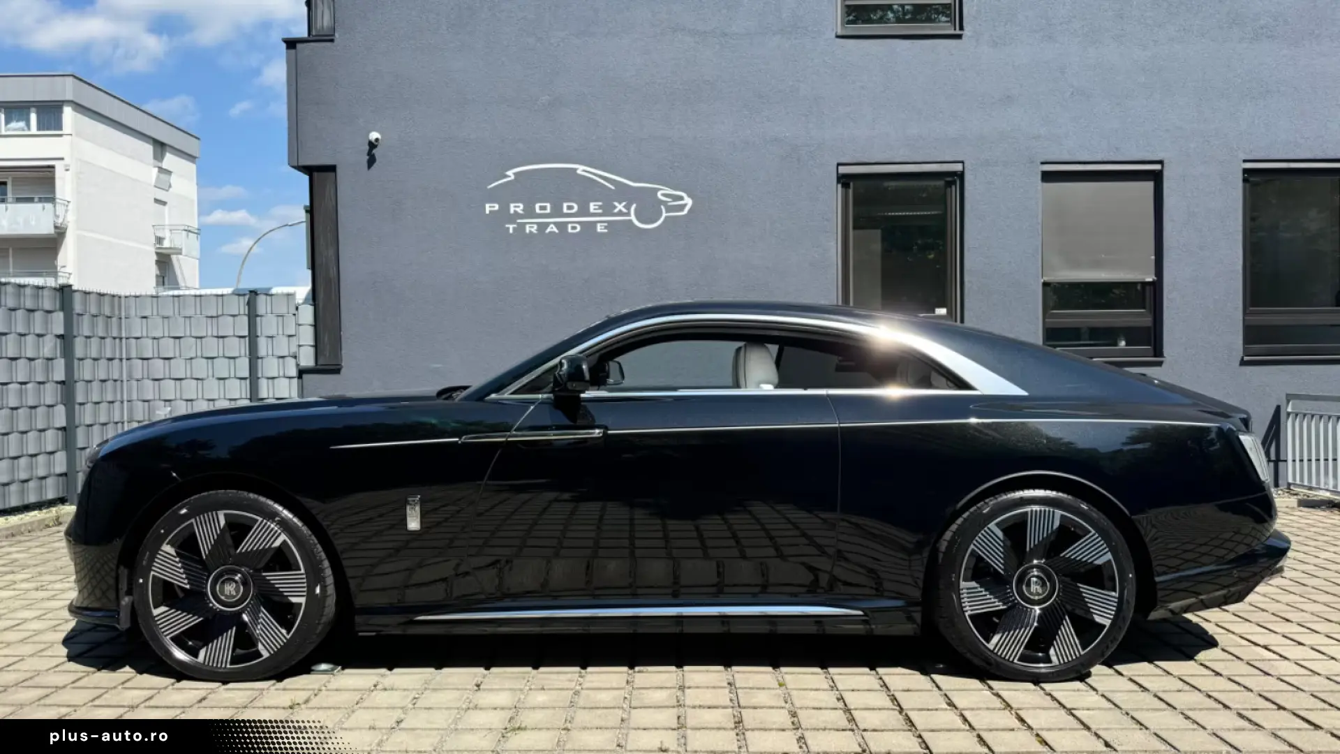 Rolls-Royce Spectre