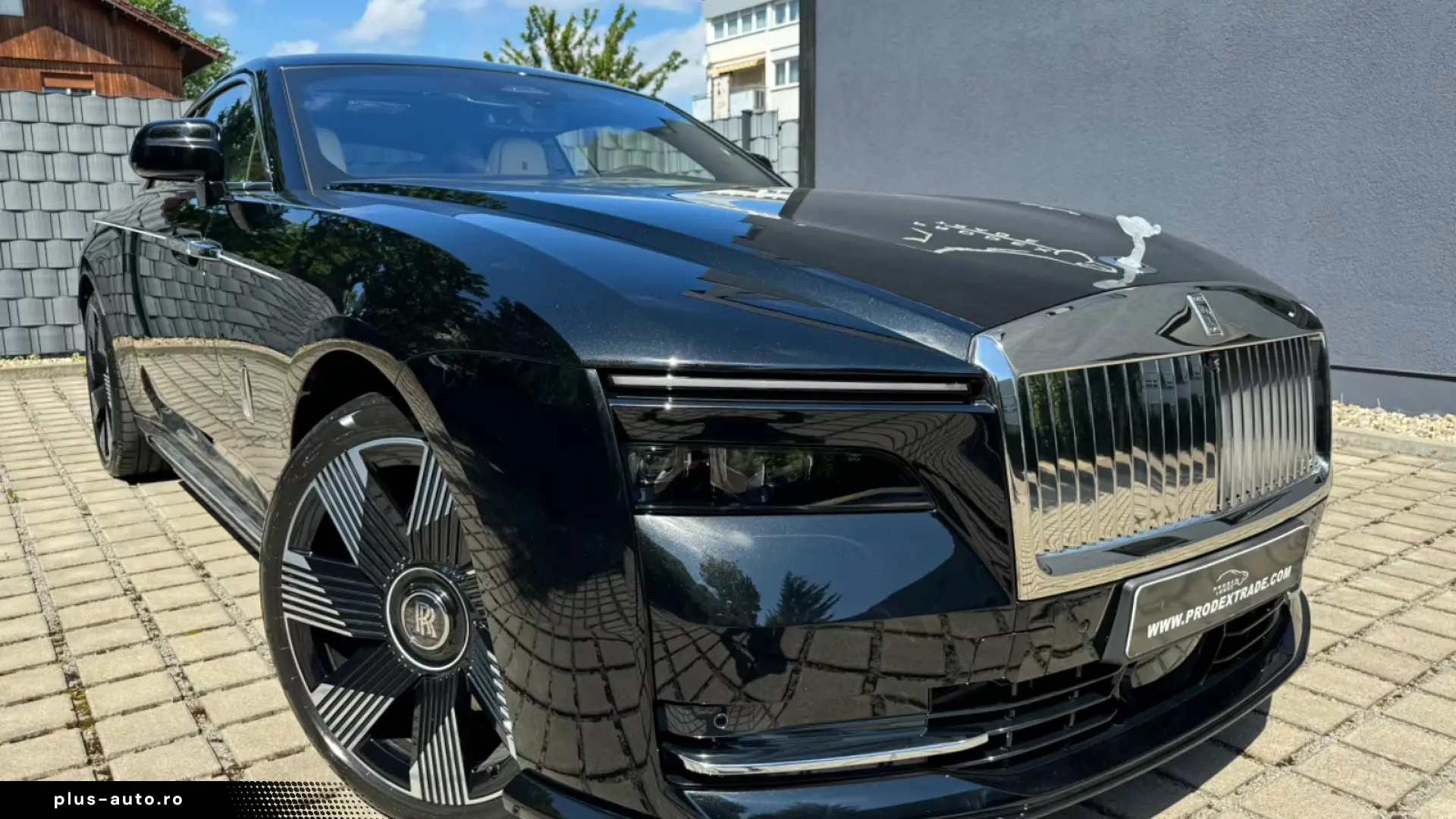 Rolls-Royce Spectre