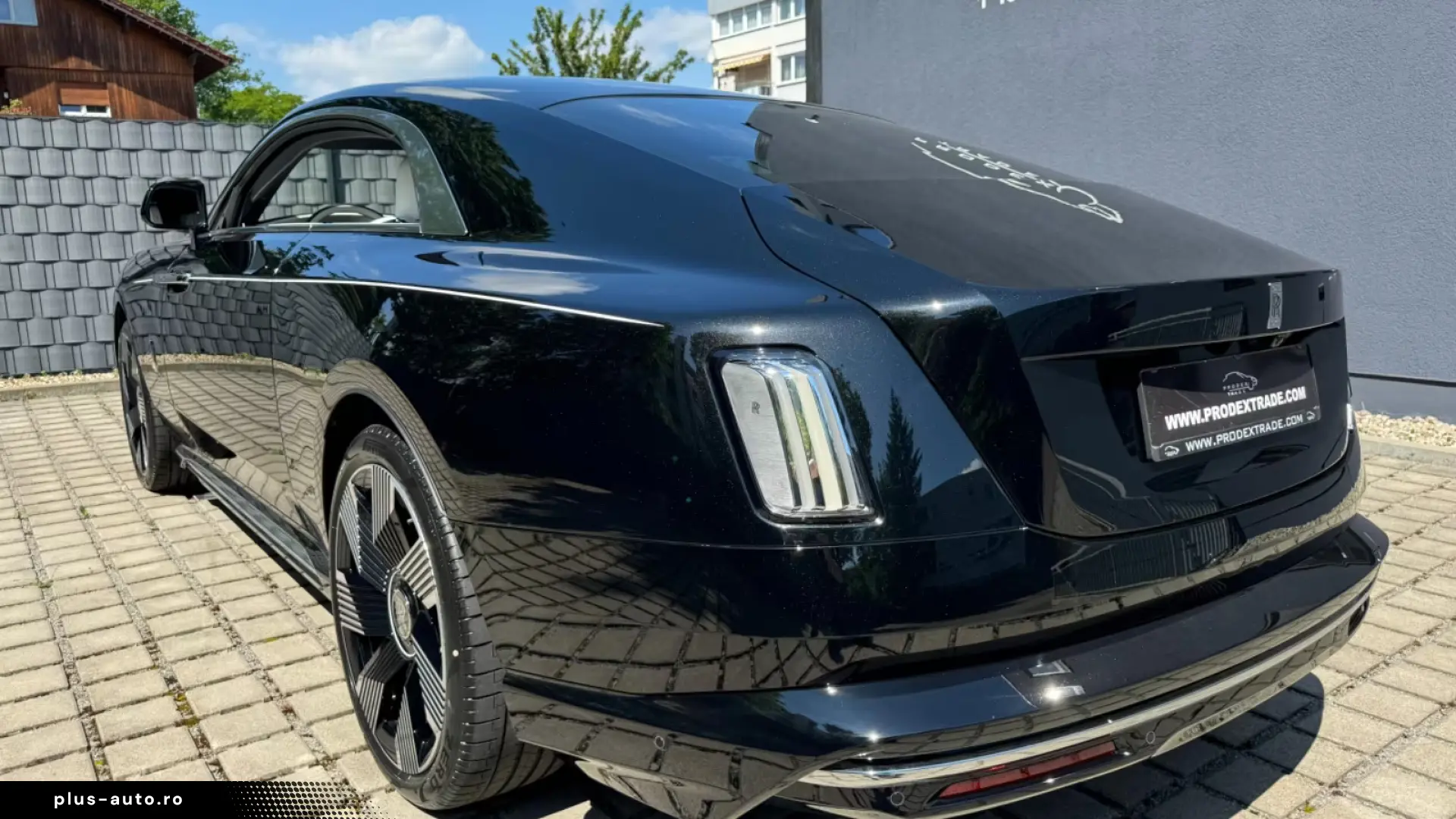 Rolls-Royce Spectre