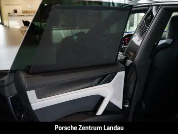 Porsche Cayenne Turbo Electric Burmester