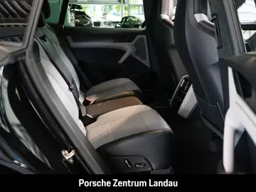Porsche Cayenne Turbo Electric Burmester