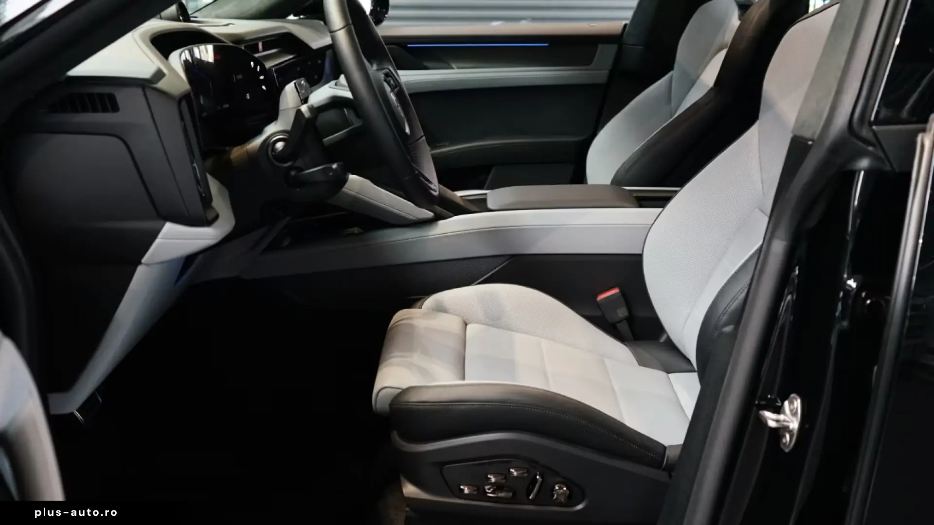 Porsche Cayenne Turbo Electric Burmester