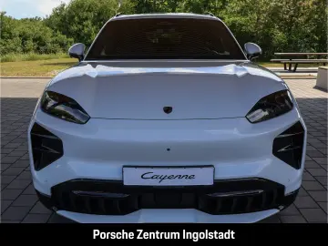 Porsche Cayenne Turbo Electric passenger display Panorama