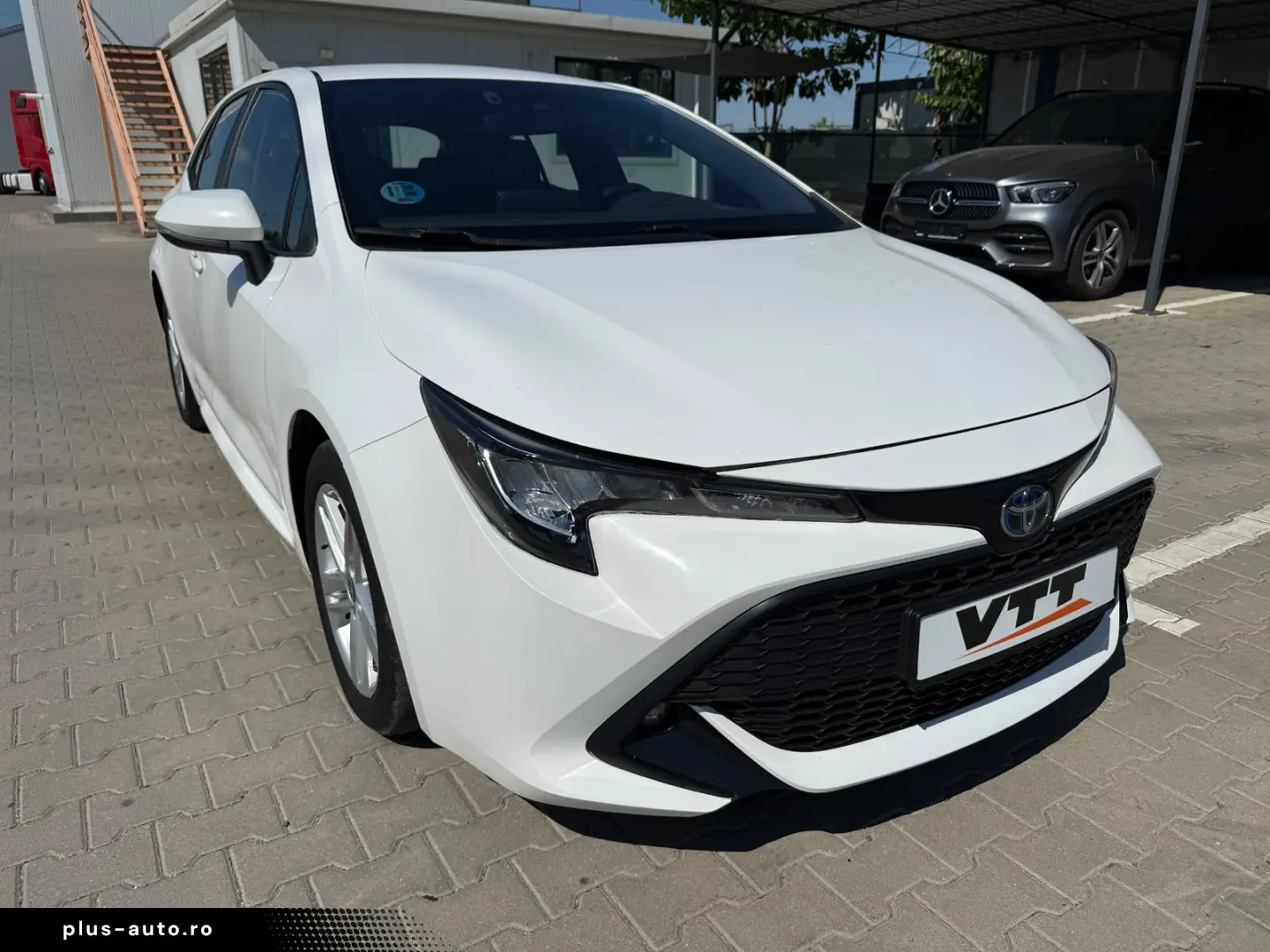 Toyota Corolla Bussines 1.8 Hybrid