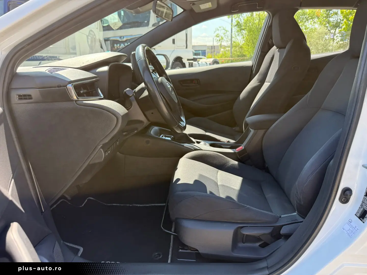 Toyota Corolla Bussines 1.8 Hybrid