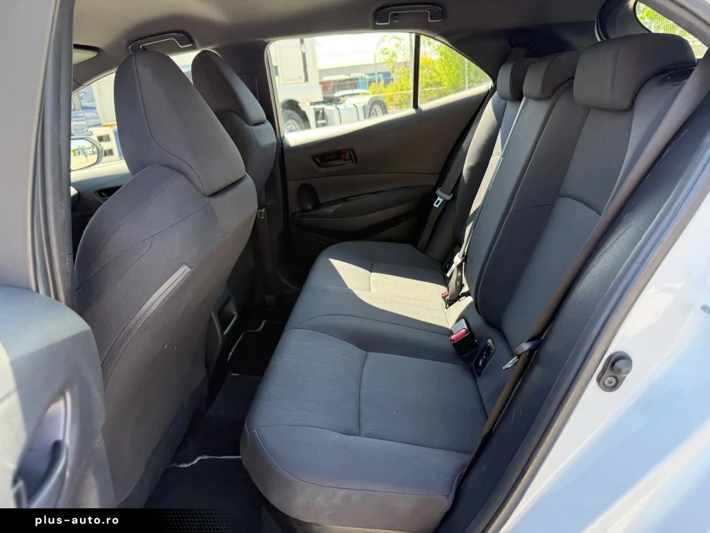 Toyota Corolla Bussines 1.8 Hybrid