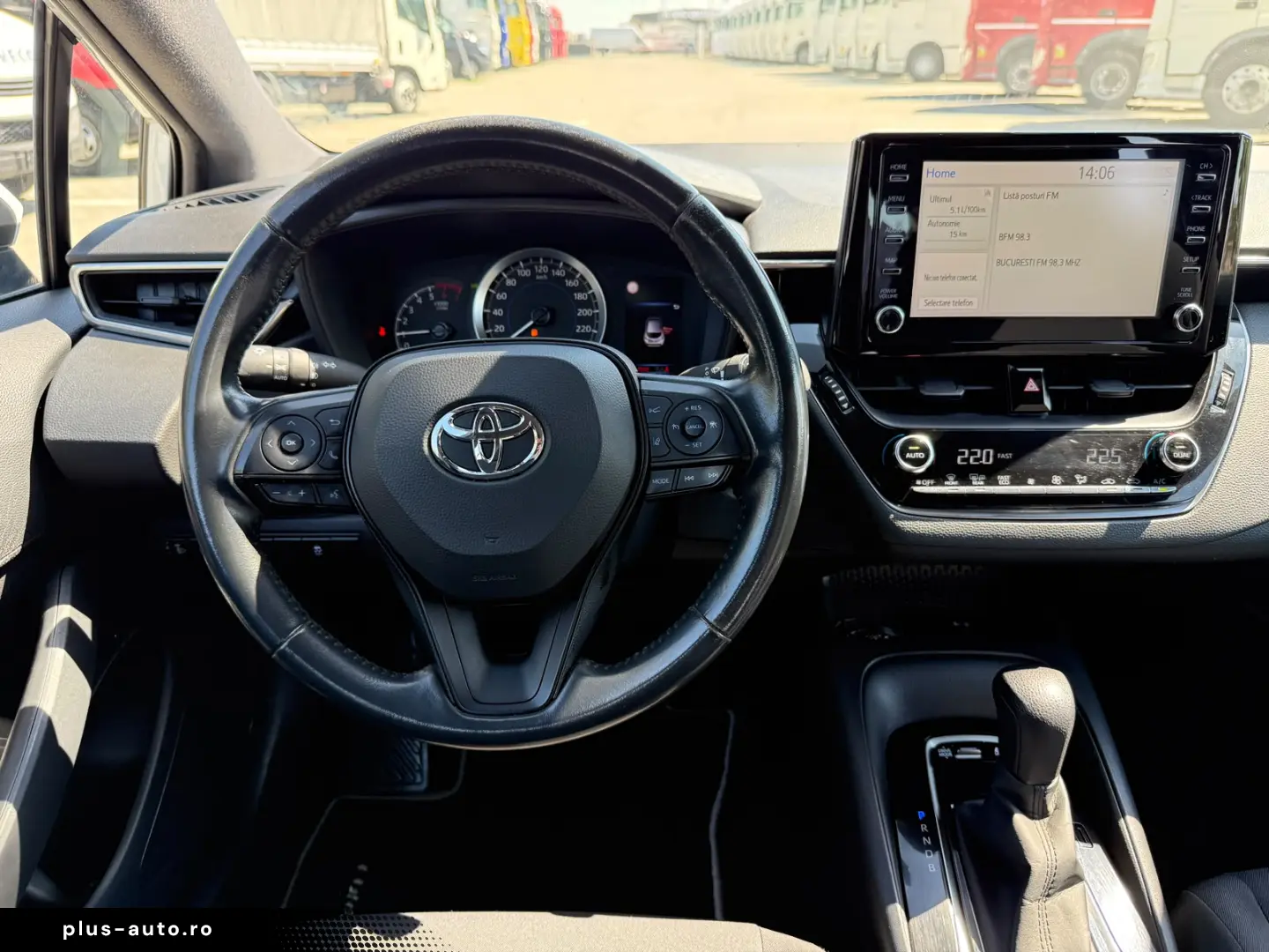 Toyota Corolla Bussines 1.8 Hybrid