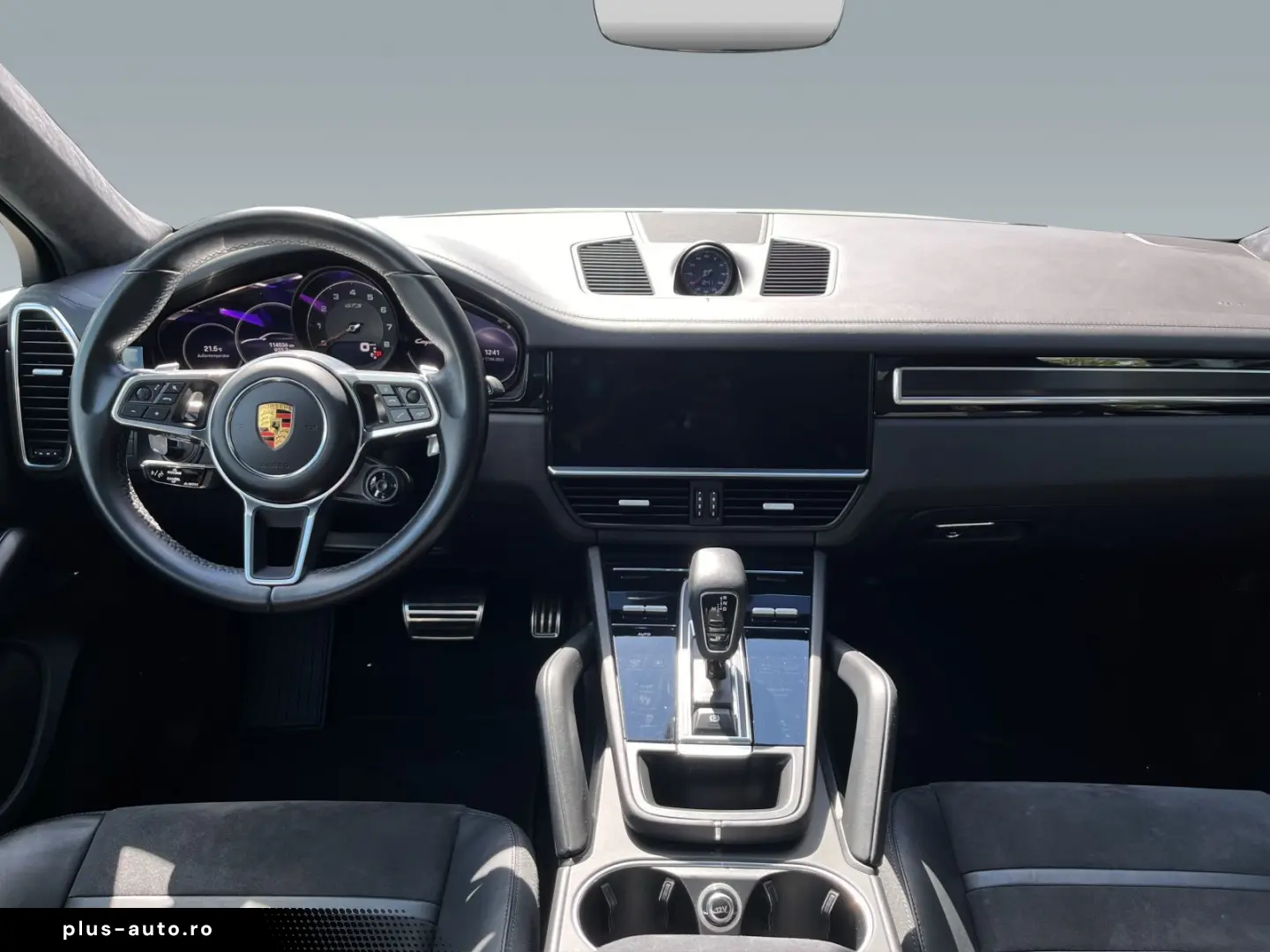 PORSCHE Cayenne GTS Coupe