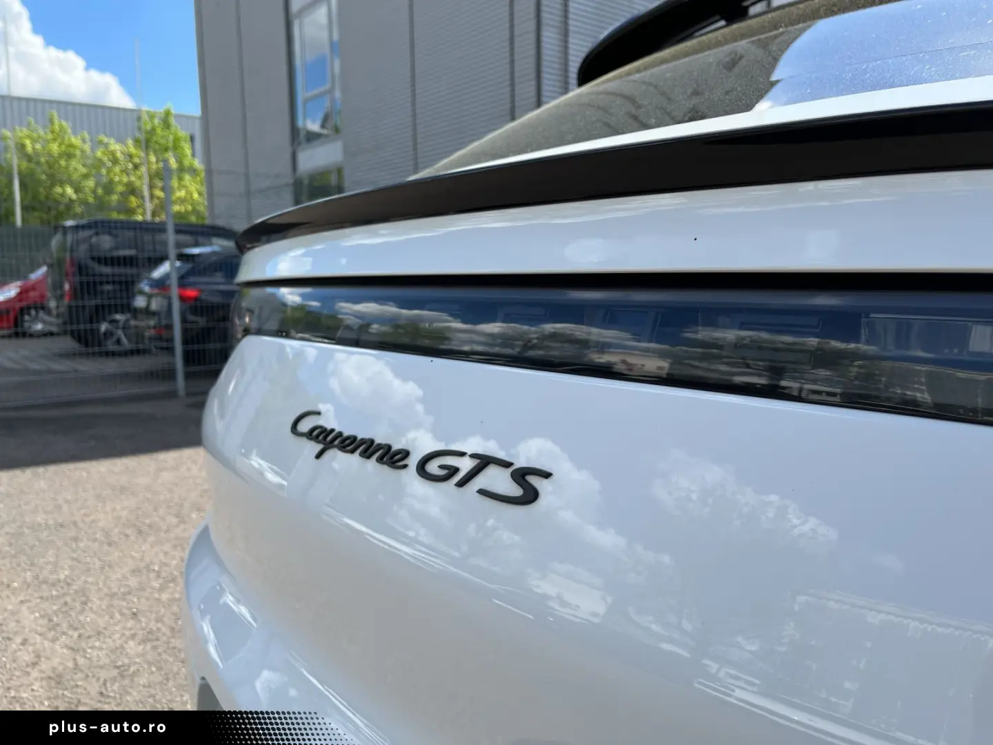 PORSCHE Cayenne GTS Coupe