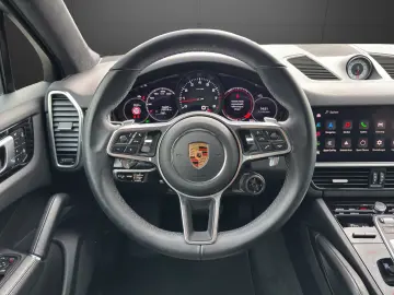 PORSCHE Cayenne Coupe