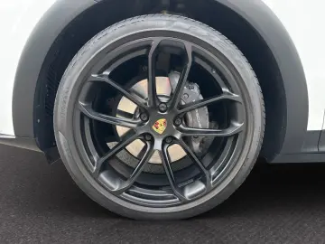 PORSCHE Cayenne Coupe