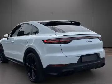 PORSCHE Cayenne Coupe