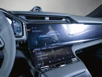Porsche Cayenne Electric Panoramadach Sport Chrono BOSE
