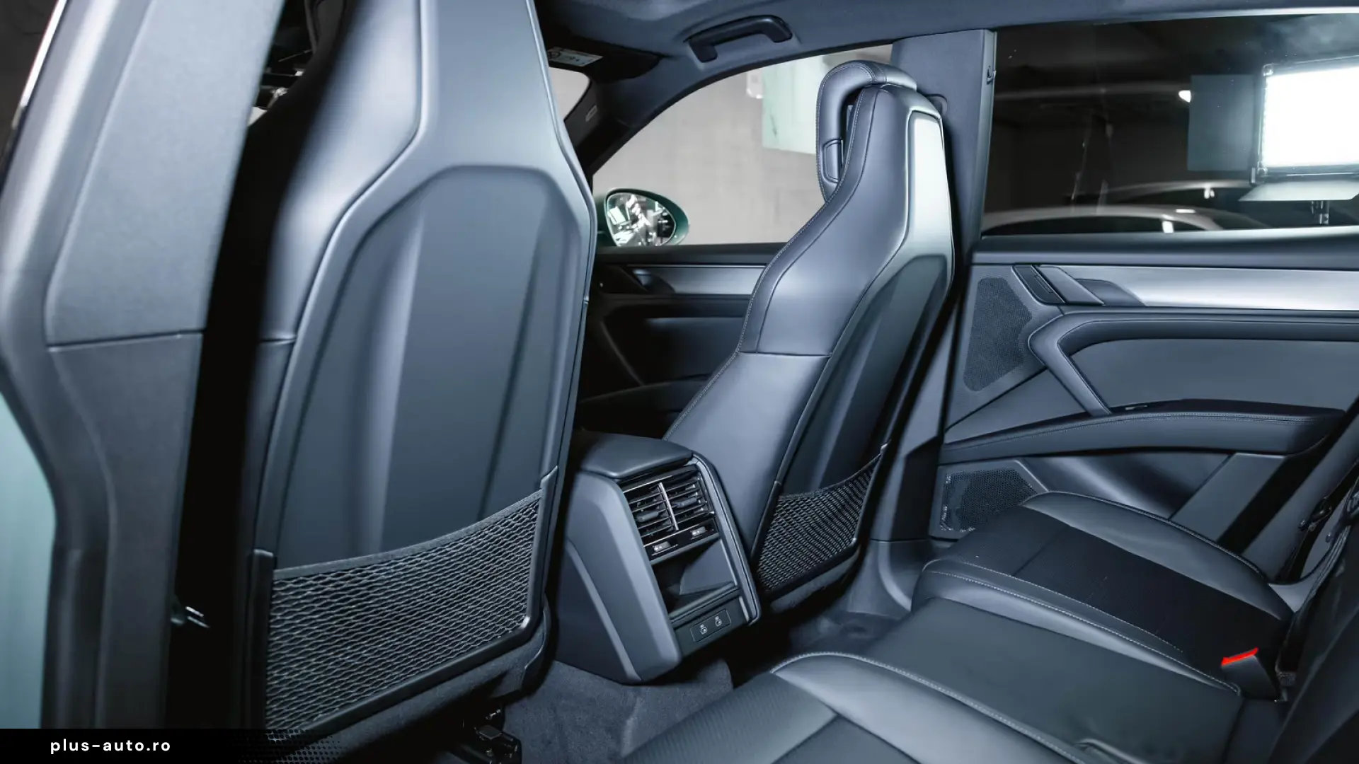 Porsche Cayenne Electric Panoramadach Sport Chrono BOSE