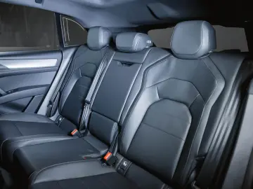 Porsche Cayenne Electric Panoramadach Sport Chrono BOSE