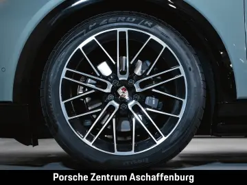 Porsche Cayenne Electric Panoramadach Sport Chrono BOSE