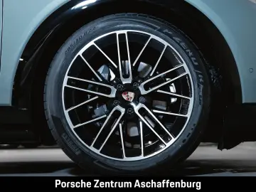 Porsche Cayenne Electric Panoramadach Sport Chrono BOSE