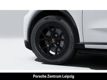 Porsche Cayenne Electric Panorama Chrono passenger displa