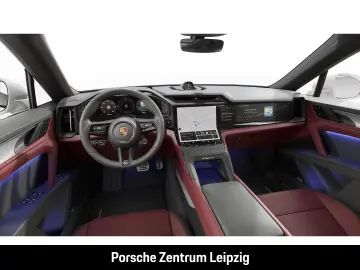 Porsche Cayenne Electric Panorama Chrono passenger displa