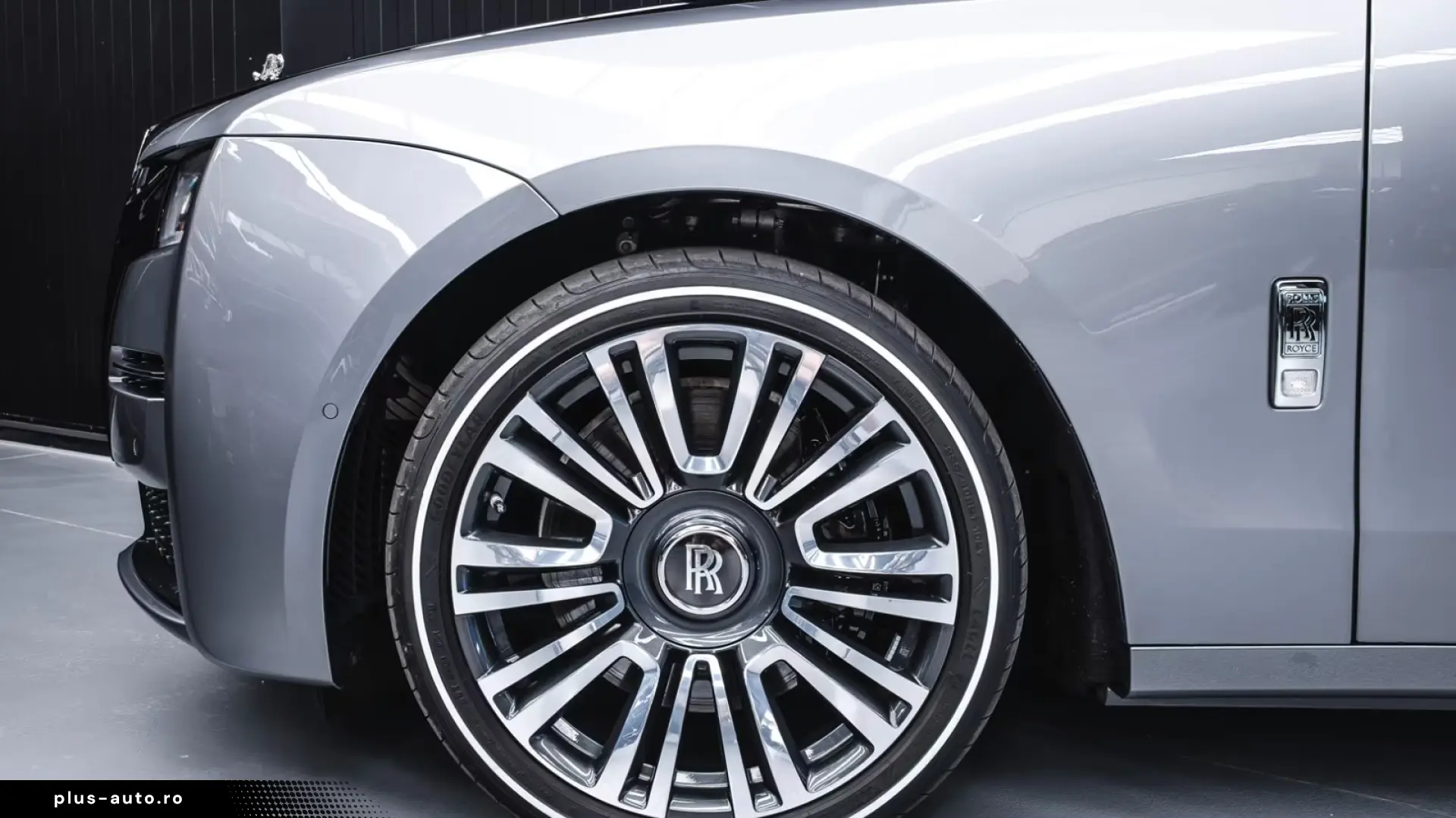 Rolls-Royce Ghost Bespoke Shooting Star