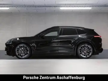 Porsche Cayenne Electric Panoramic Roof AHK Sport Chrono