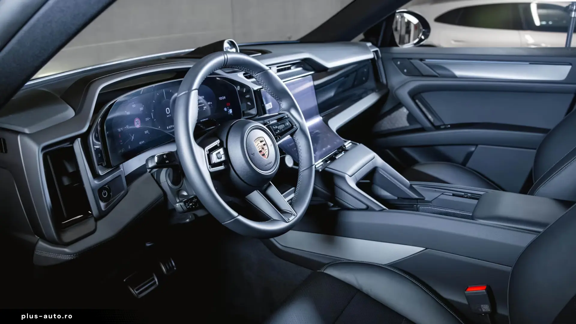 Porsche Cayenne Electric Panoramic Roof AHK Sport Chrono