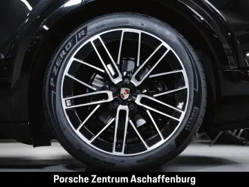 Porsche Cayenne Electric Panoramic Roof AHK Sport Chrono